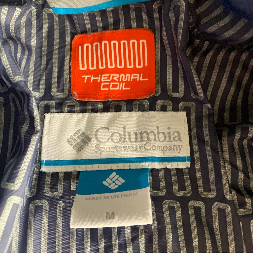 Puffer Jacket - Picture 5 of 10